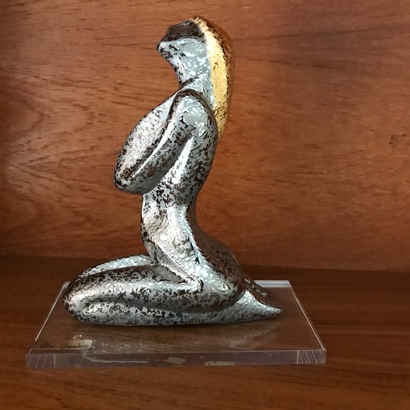 Axia Hand Made 24K Gold Plated Porcelain Female Figurine Sculpture Statue - Picture 4 of 8